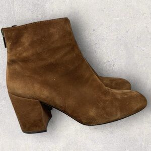 STUART WEITZMAN Bacari Tan Brown Suede Zip Pull-On Ankle Booties Size‎ 10